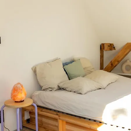 Apartment Romantic Loft With Terrace & Workspace ! Adamitt